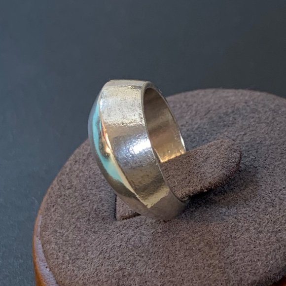 Sterling Silver 925 Knife Edge Tapered Band Textured & Shiny Finish Size 5 - Picture 3 of 15